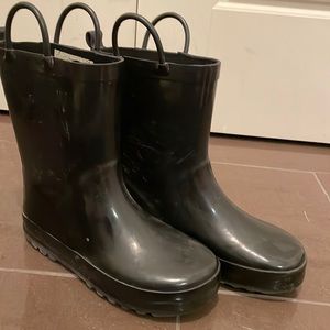 Kids rubber rain boots!